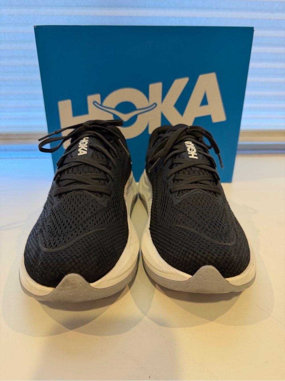 Hoka One One Rincon 4 Black and White Running Shoes Women’s 10.5 - Picture 3 of 12